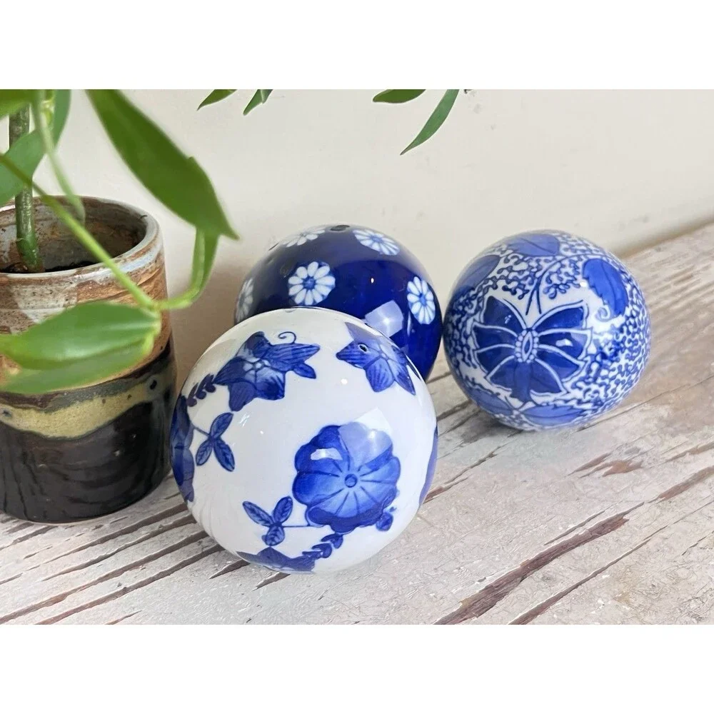 Vintage Pier 1 Blue & White Chinoiserie China Hand Painted Globes (3) Home Decor